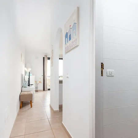 Turquesa Apartment With Complex Pool & Terrace شقة *