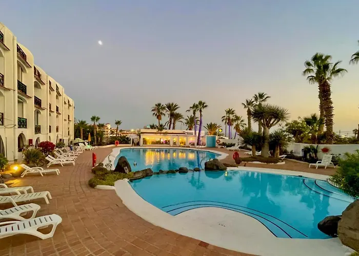 Amarilla Golf * San Miguel de Abona